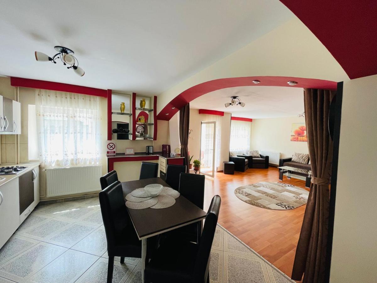 Apartament Extralarge Buşteni Esterno foto